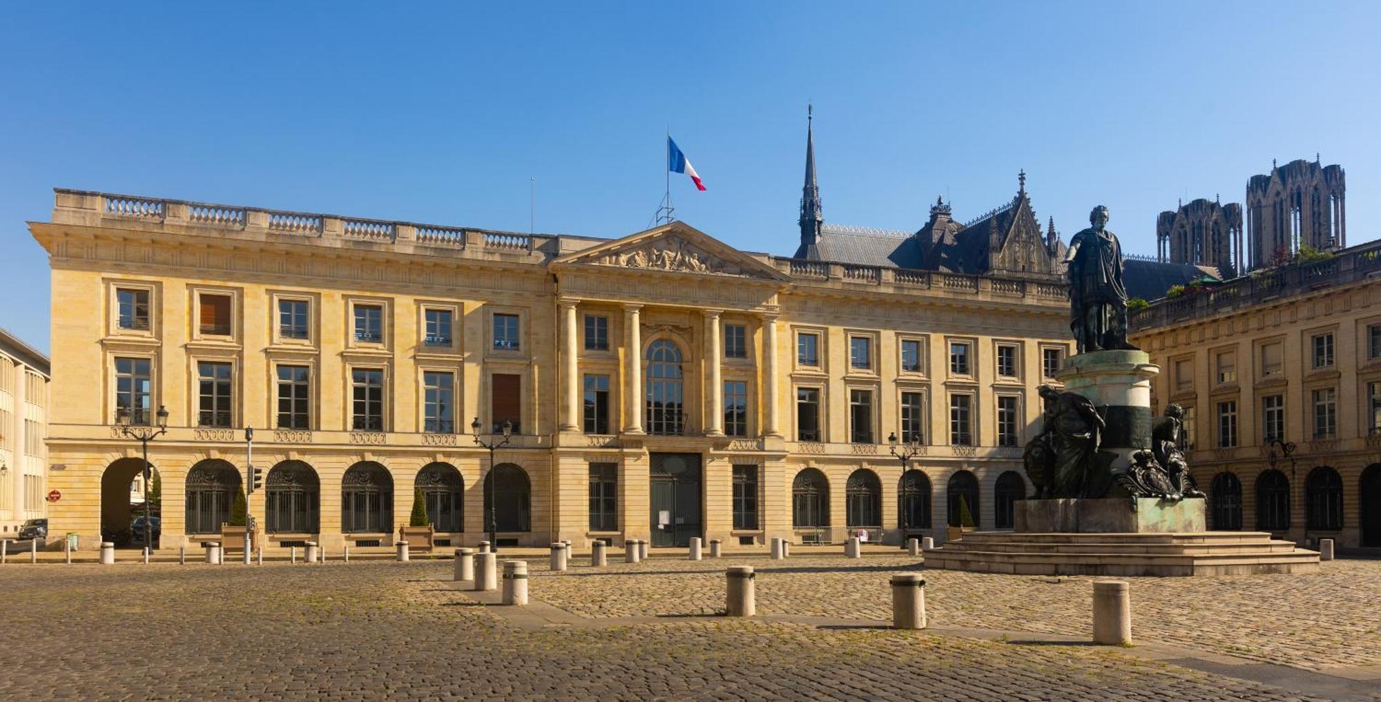 La Suite - Paisible Et A Deux Pas De La Gare Reims Eksteriør bilde